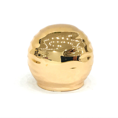 A bola liga de zinco clássica do ouro dá forma ao metal Zamac perfuma o tampão de garrafa