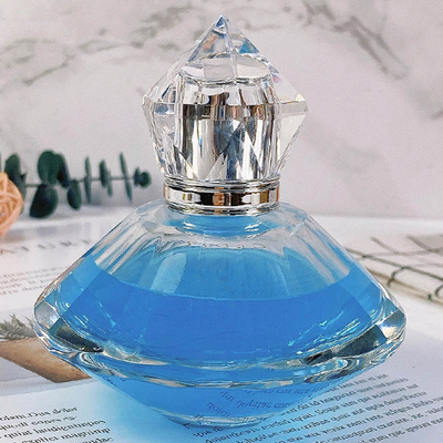 As garrafas de perfume de vidro de primeira qualidade por atacado 75ml deram forma a Crystal White Glass Transparent Perfume que as garrafas podem ser W equipado