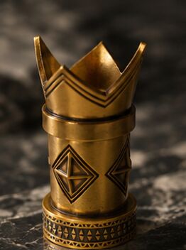 comprar Tampa de Perfume Zamak Dourada Antiga em Forma de Coroa com Detalhes Tribais Gravados para Embalagem de Fragrância de Luxo Fabricação em linha