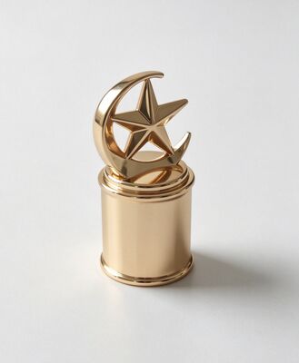 comprar Crescent & Star Zamak Perfume Cap - Luxury Gold Finish Fabricação em linha