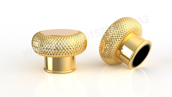 Capuzes de perfume Zamak de ouro e prata feitos com tecnologia de fundição por impressão.