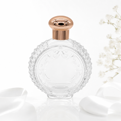 Tampa de frasco de perfume Zamak premium com topo em relevo em ouro rosa, selo hermético e design esculpido em CNC