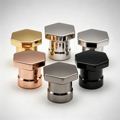 Luxury Hexagonal Flat Top Zinc Alloy Cap Perfume Forma Geométrica Acento Anel Base Zamac Perfume Bottle Lid Multi-Color Electroplating Custom Logo OEM ODM